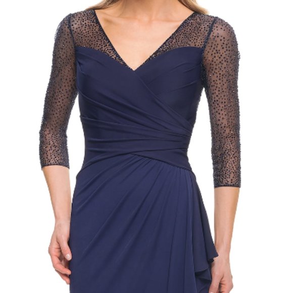 LA FEMME 3/4 SLEEVE ILLUSIONS BEADED EMBELLIHSED NAVY RUCHED GOWN sz 12 - Picture 2 of 5